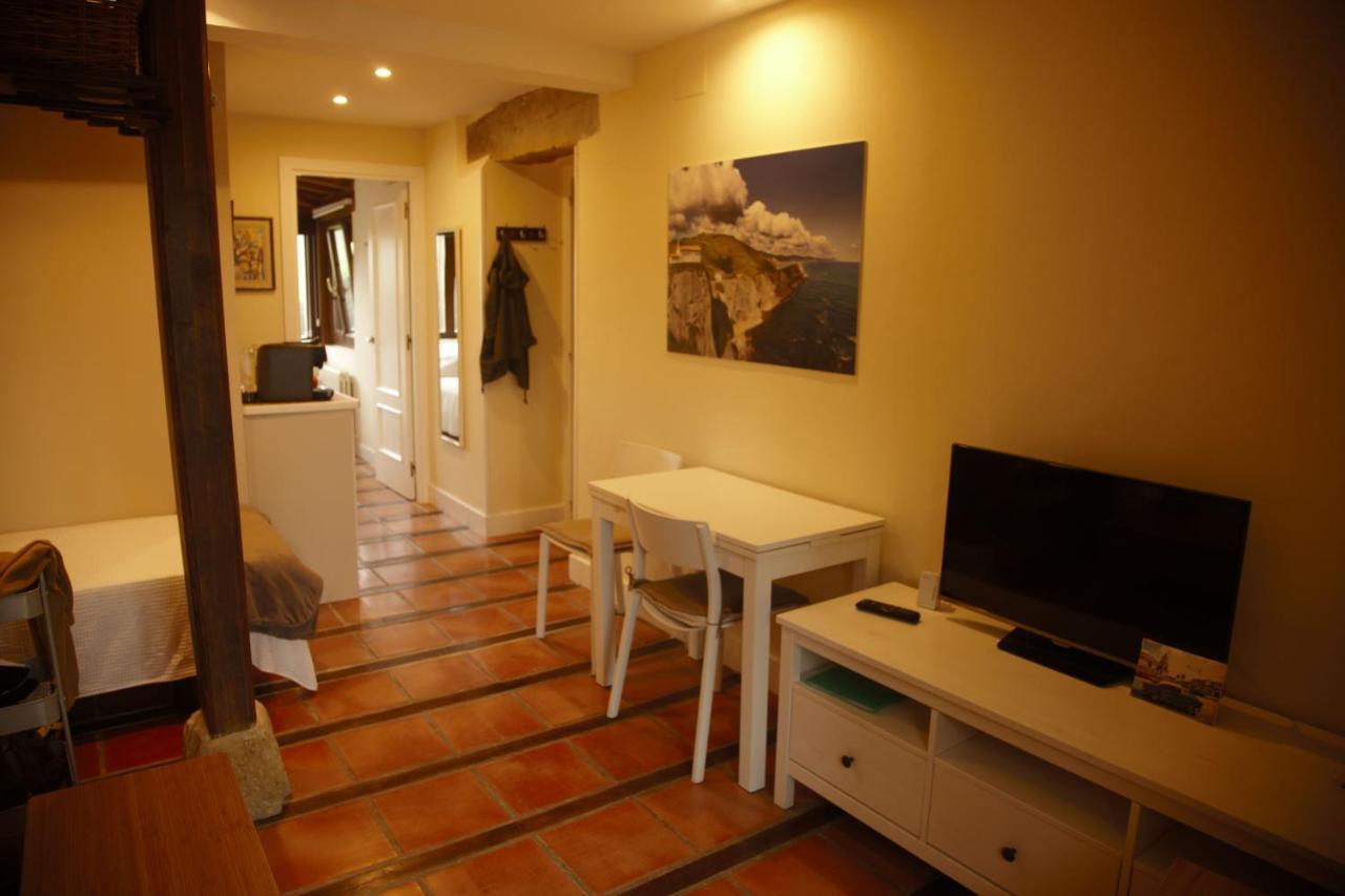 2 Habit, Sala, Terraza, Jardin, Parking Gratis Apartment Зумая Екстериор снимка